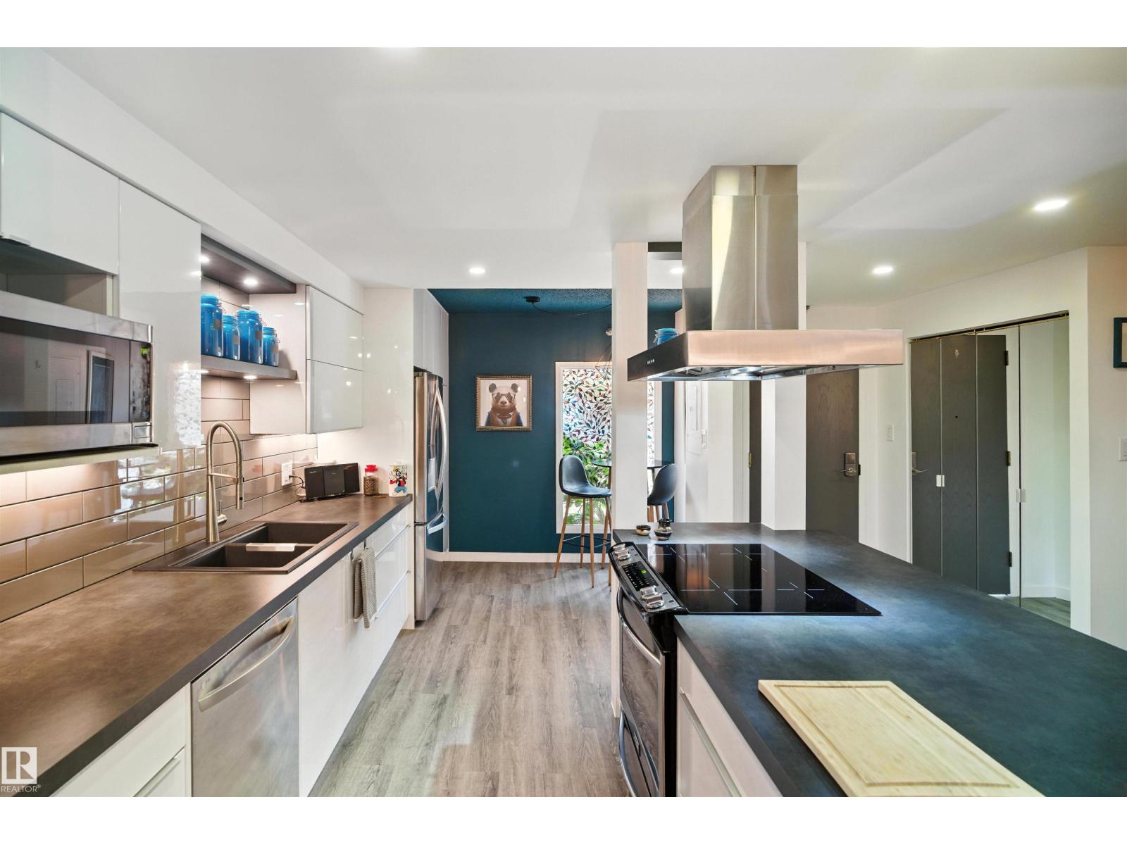 Photo 17 of 314 11220 99 Av Nw, Edmonton AB