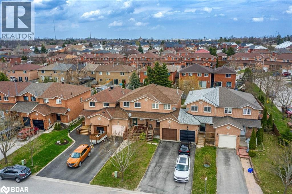 Photo 18 of 96 Lee Crescent, Barrie ON