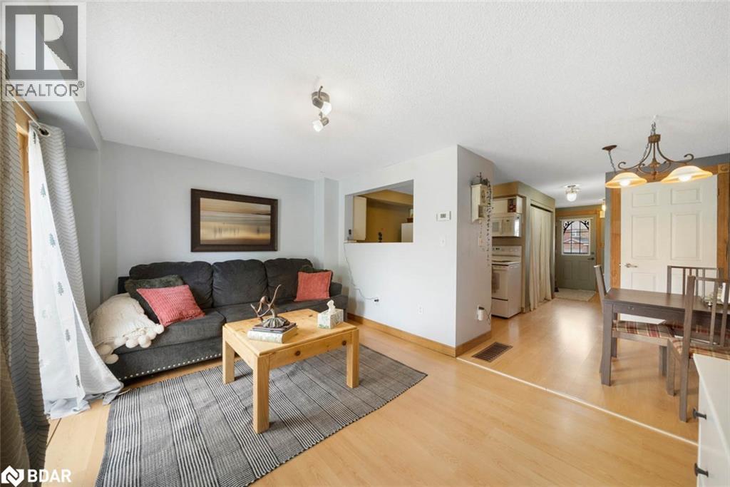Photo 3 of 96 Lee Crescent, Barrie ON