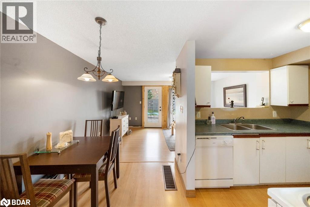 Photo 8 of 96 Lee Crescent, Barrie ON