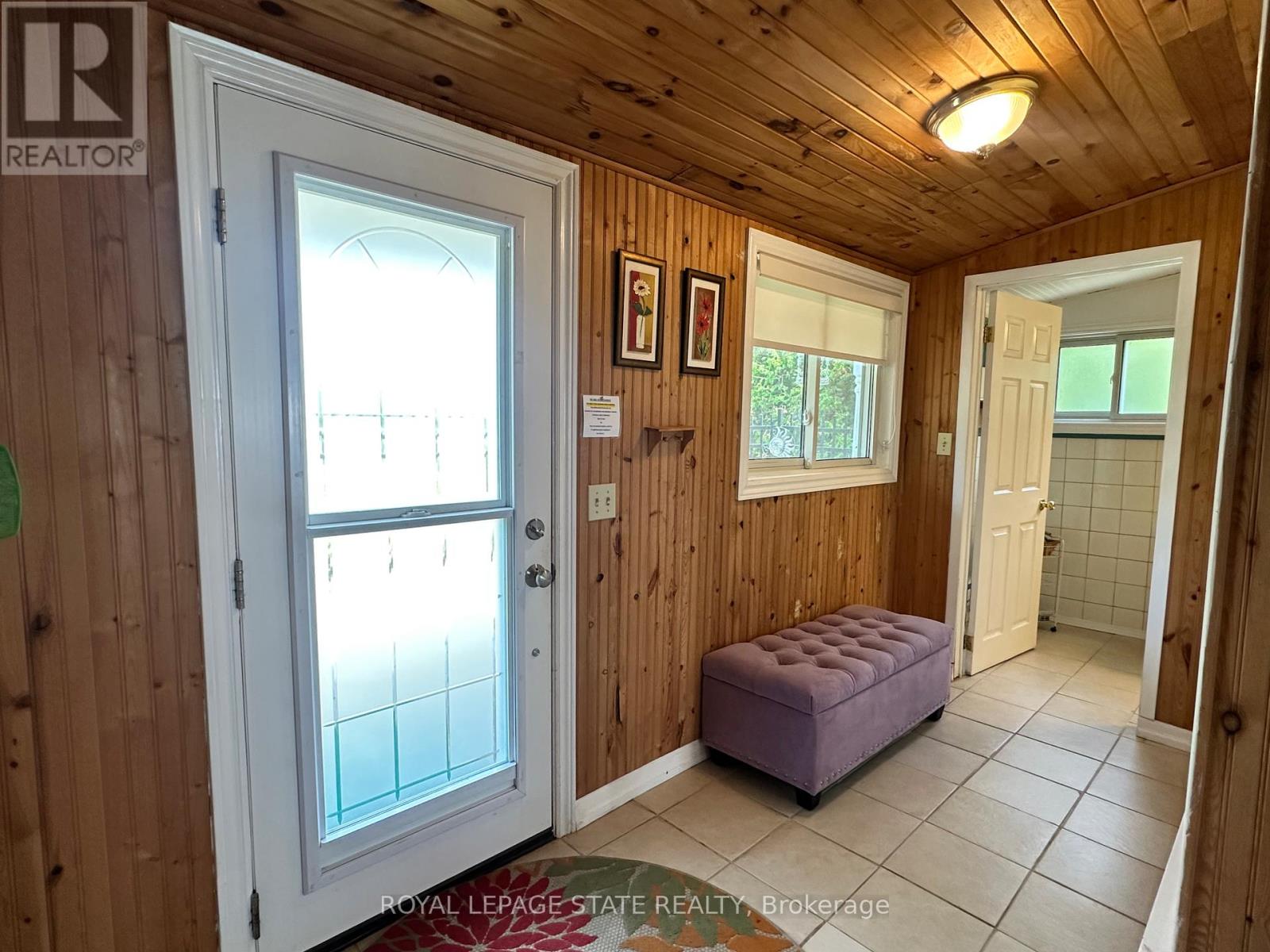 Photo 7 of 2110 Lakeshore Road, Haldimand ON