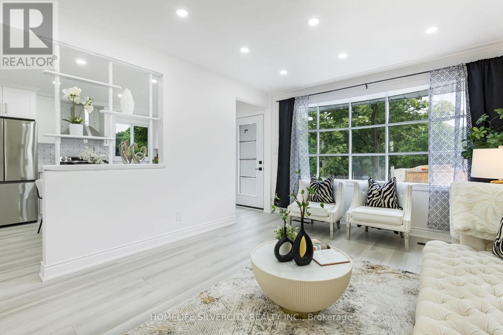 Photo 11 of 4 Hipel Avenue, Cambridge ON