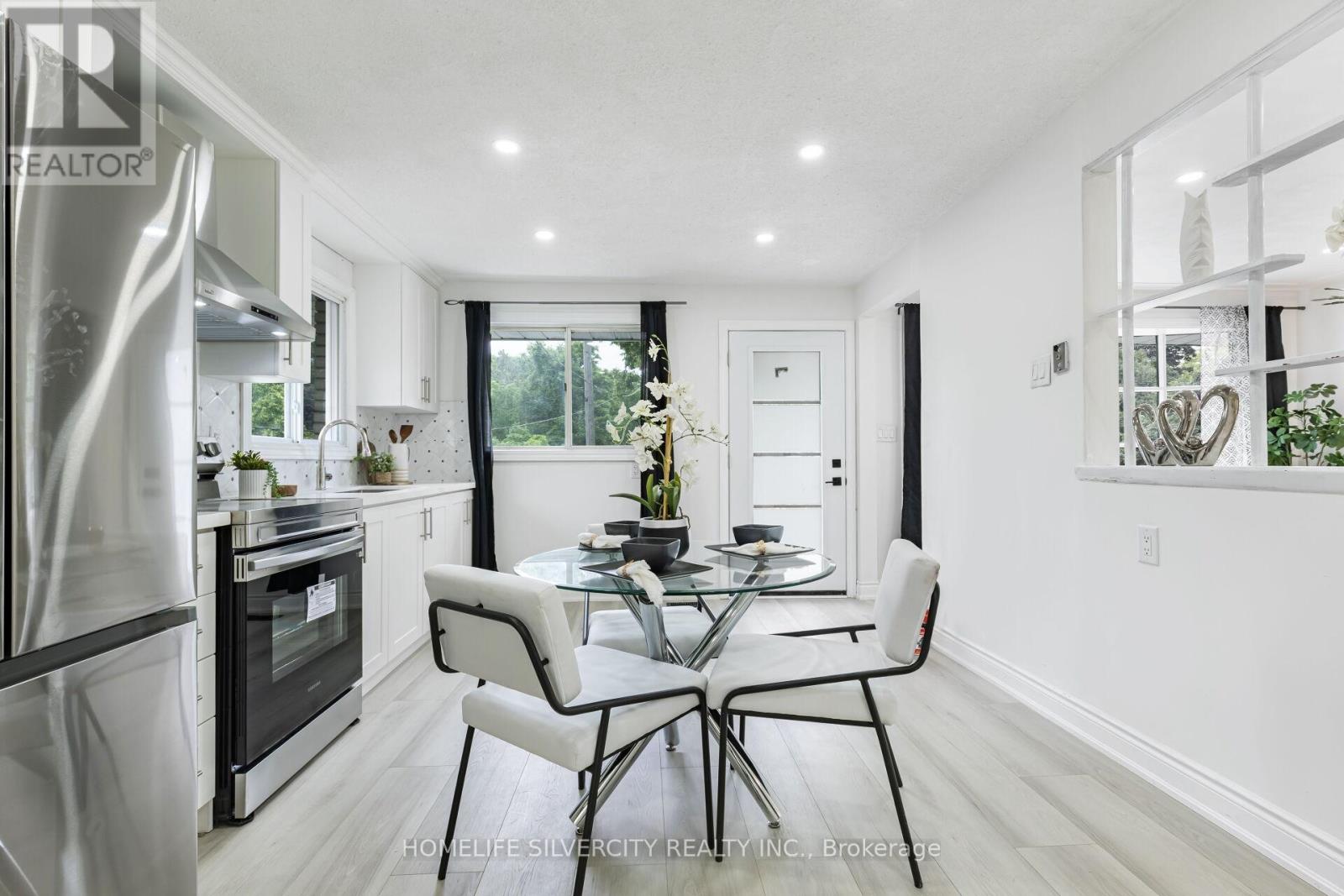 Photo 18 of 4 Hipel Avenue, Cambridge ON