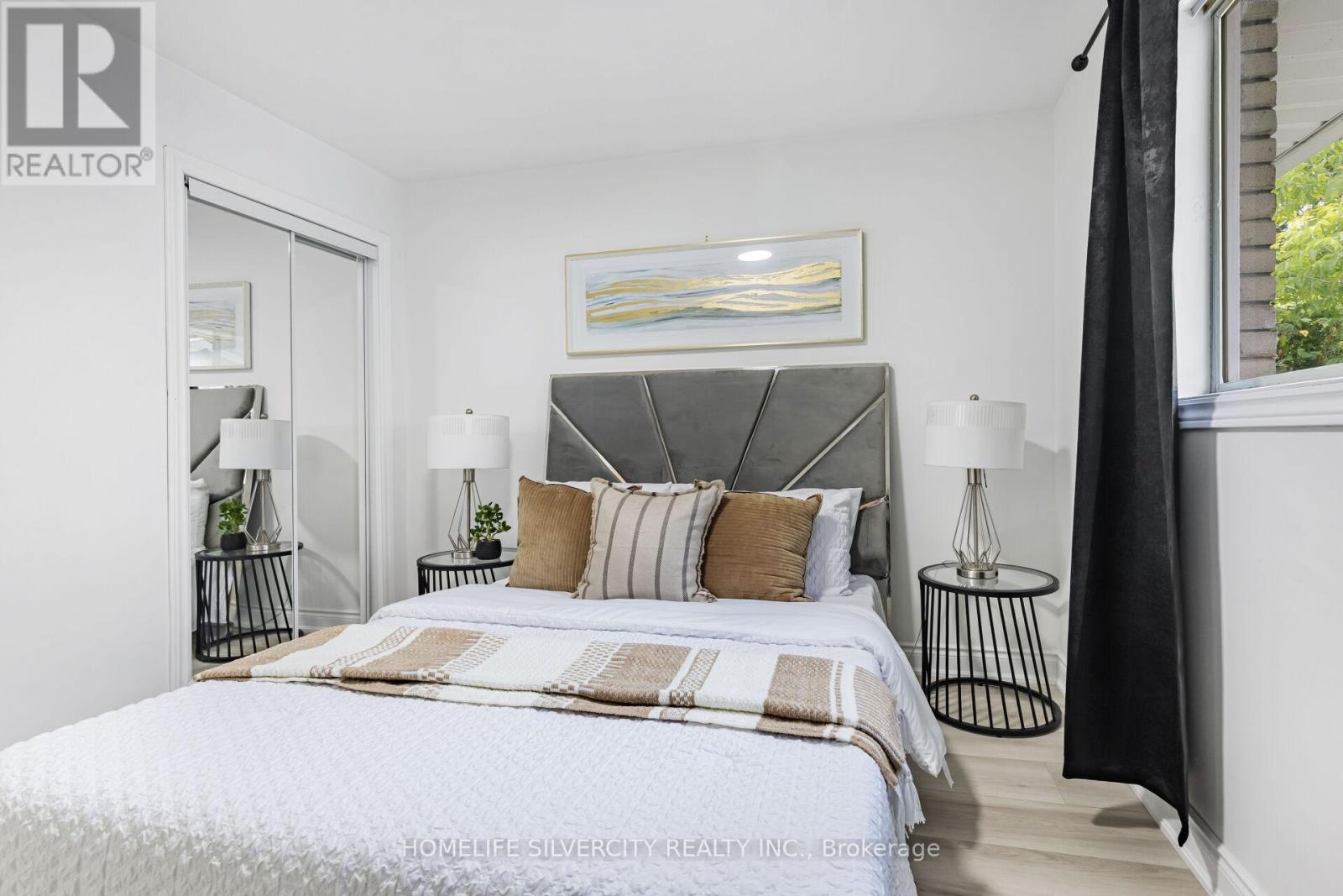 Photo 22 of 4 Hipel Avenue, Cambridge ON