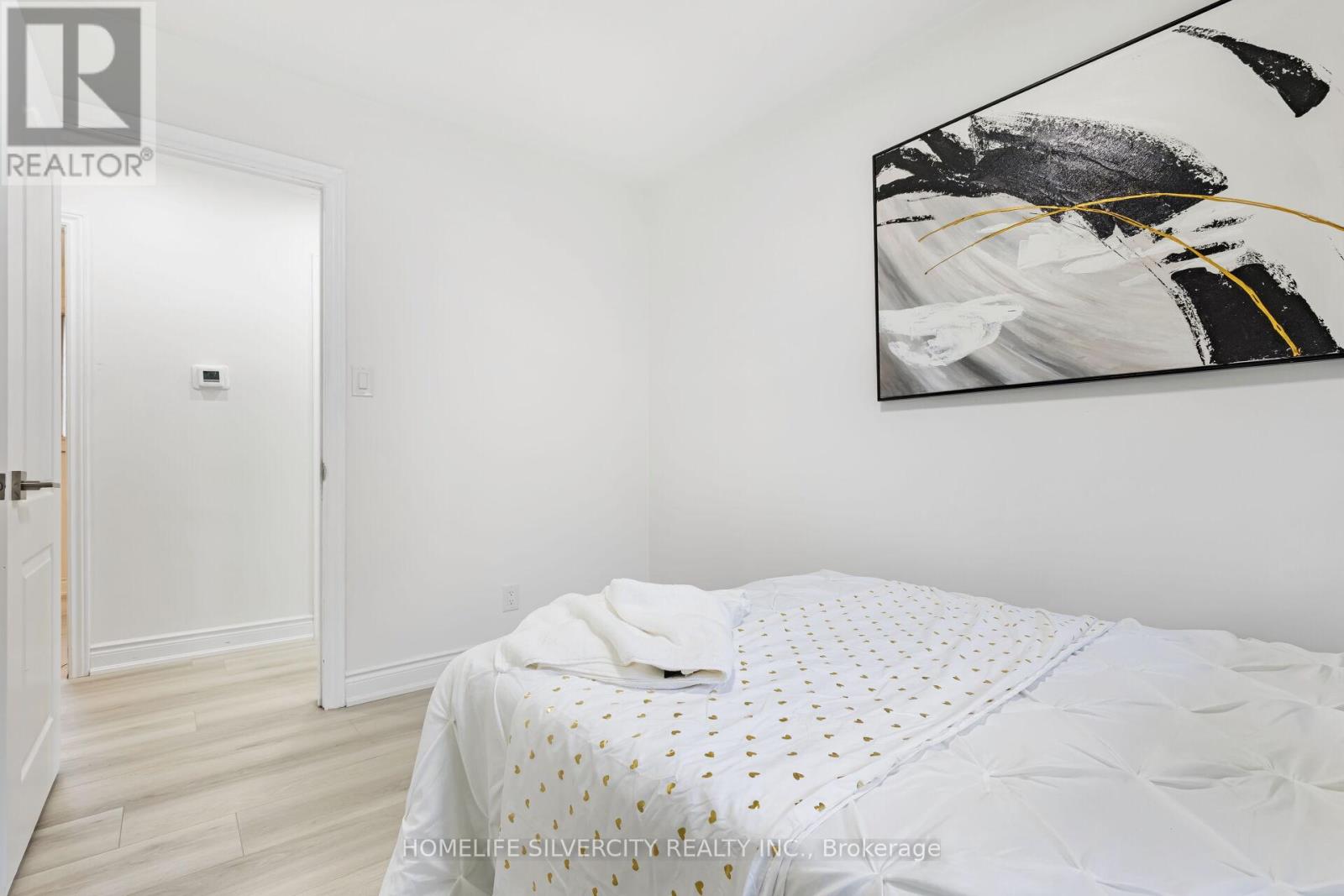 Photo 27 of 4 Hipel Avenue, Cambridge ON