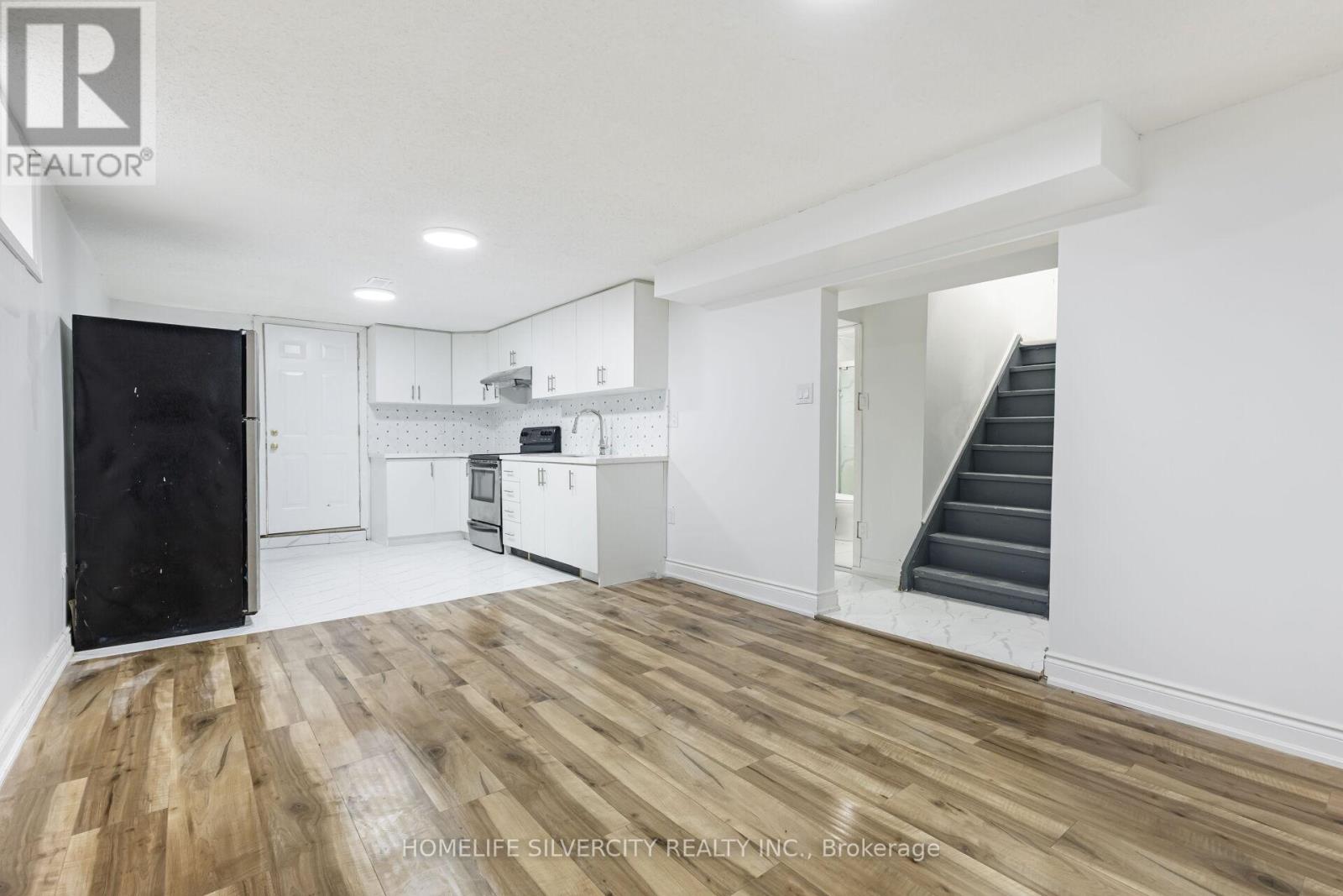 Photo 31 of 4 Hipel Avenue, Cambridge ON