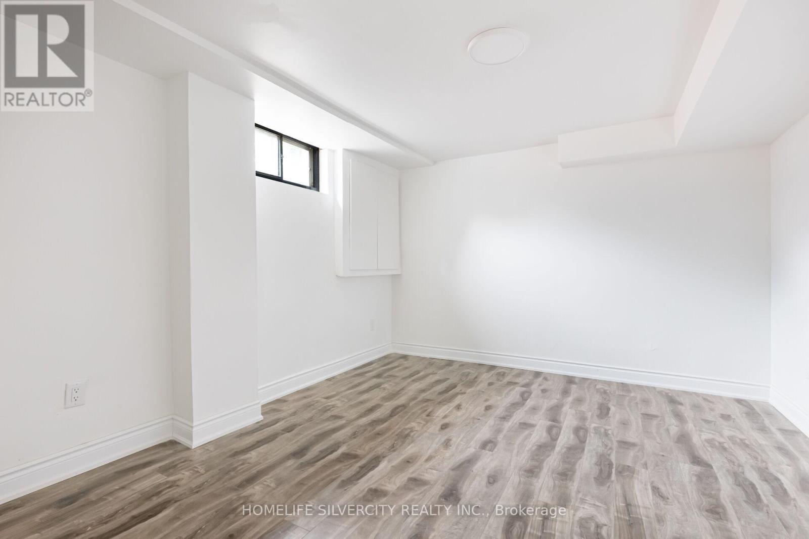 Photo 41 of 4 Hipel Avenue, Cambridge ON