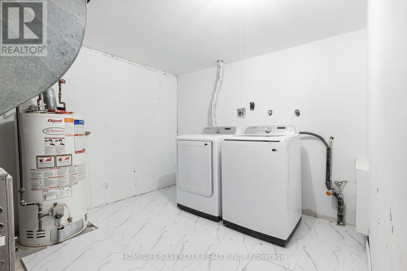 Photo 44 of 4 Hipel Avenue, Cambridge ON