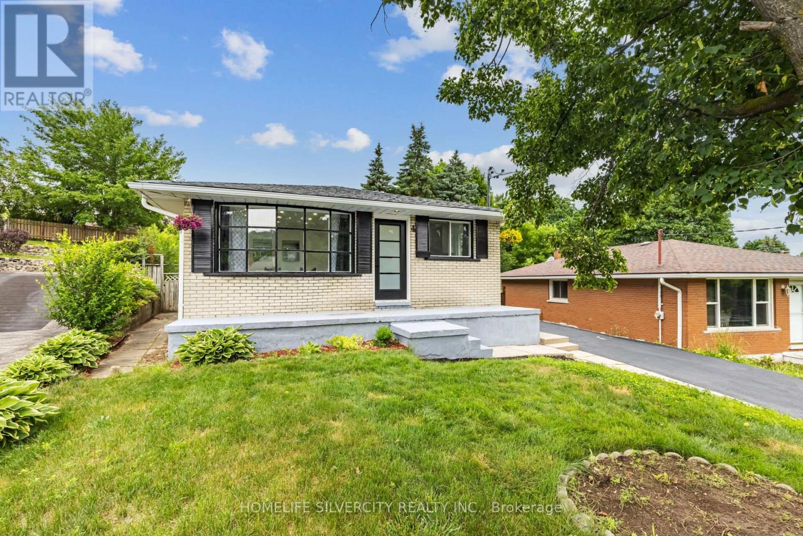 Photo 6 of 4 Hipel Avenue, Cambridge ON