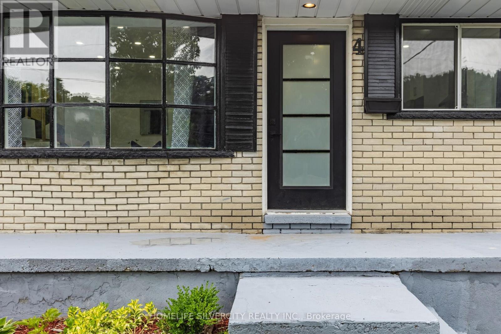 Photo 8 of 4 Hipel Avenue, Cambridge ON