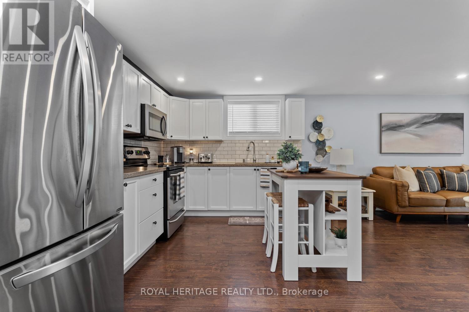 Photo 14 of 11 Piper Crescent, Clarington ON