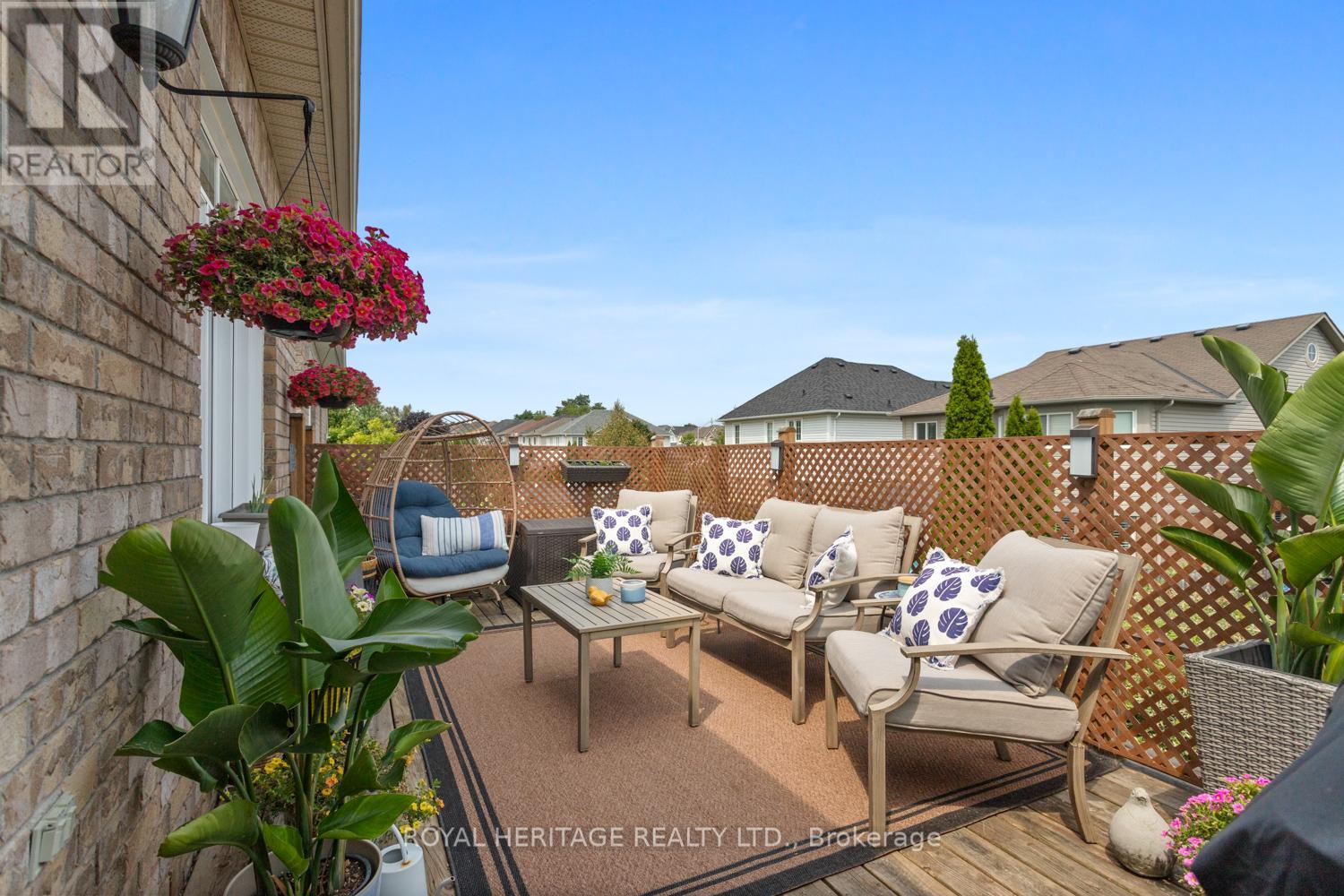 Photo 5 of 11 Piper Crescent, Clarington ON