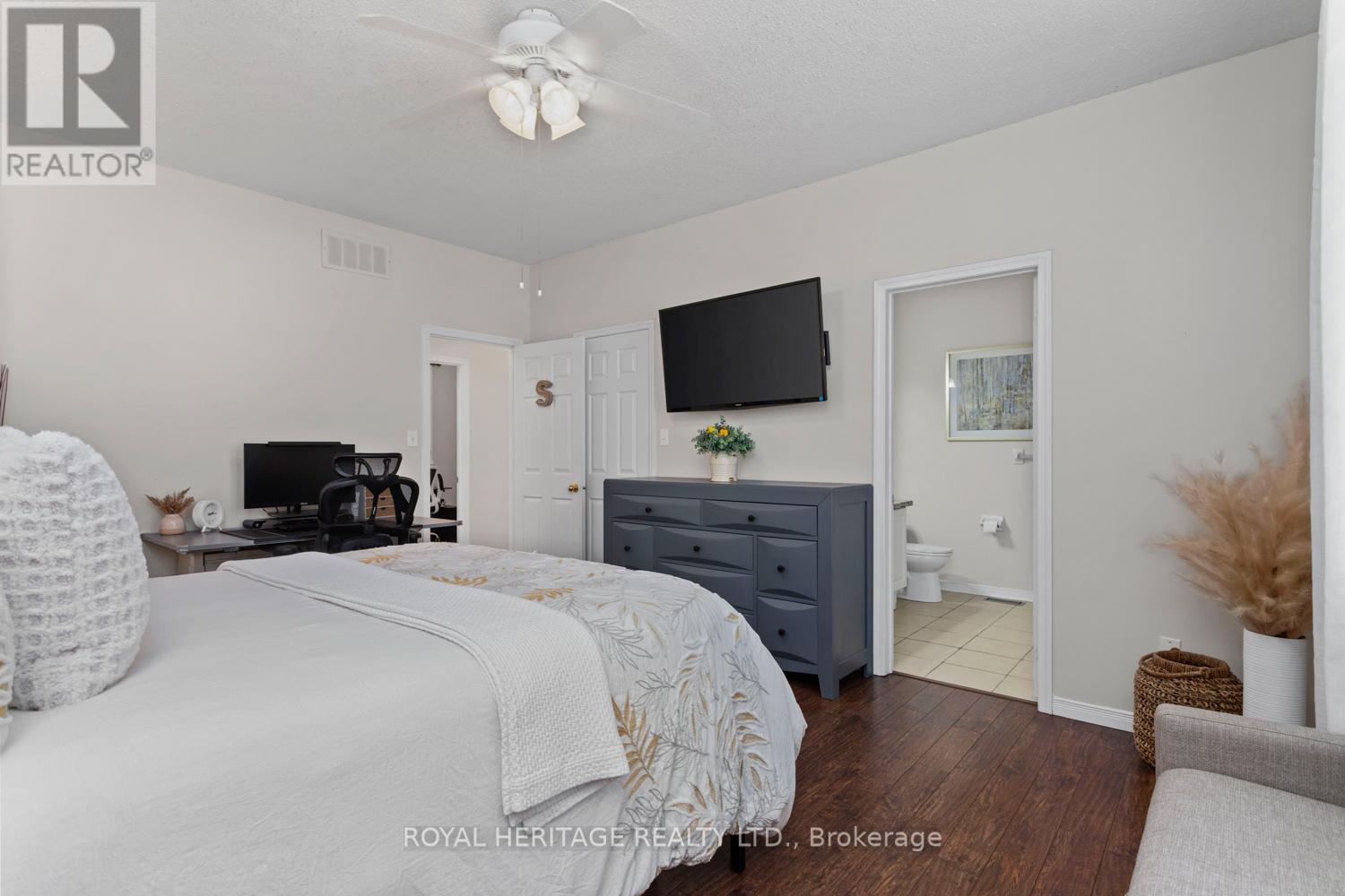 Photo 16 of 11 Piper Crescent, Clarington ON