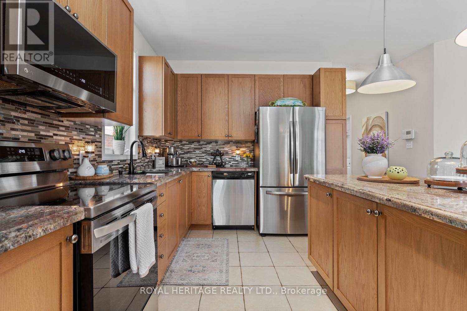 Photo 1 of 11 Piper Crescent, Clarington ON