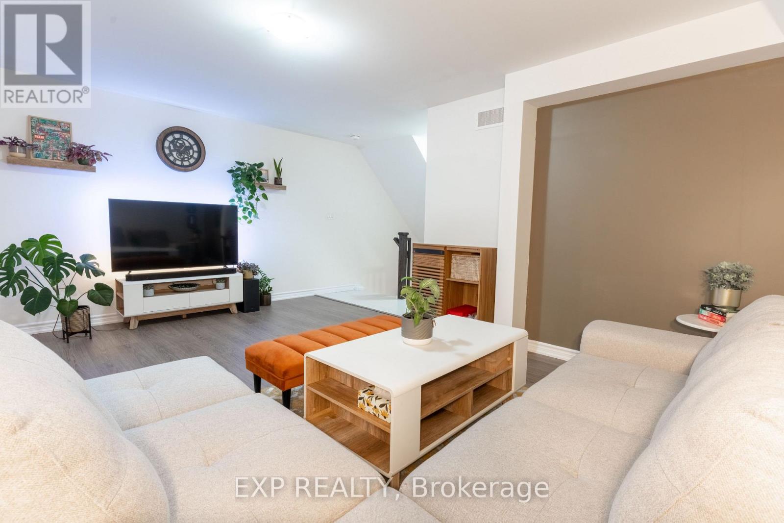 Photo 18 of 20 B 85 Mullin Drive, Guelph ON
