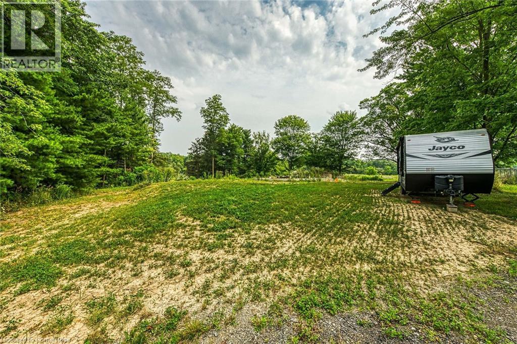 Photo 20 of 450 Concession 4 Road, Caledonia ON