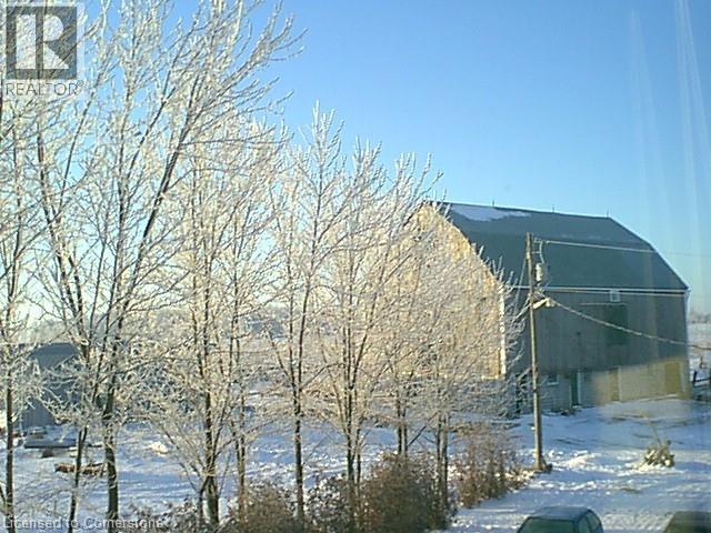 Photo 6 of 450 Concession 4 Road, Caledonia ON