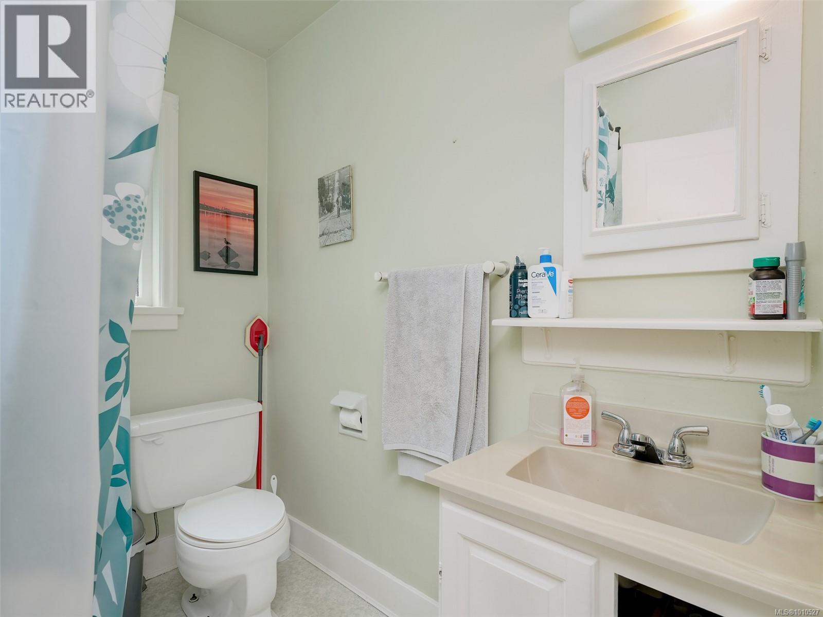  2561 Forbes Street, Victoria