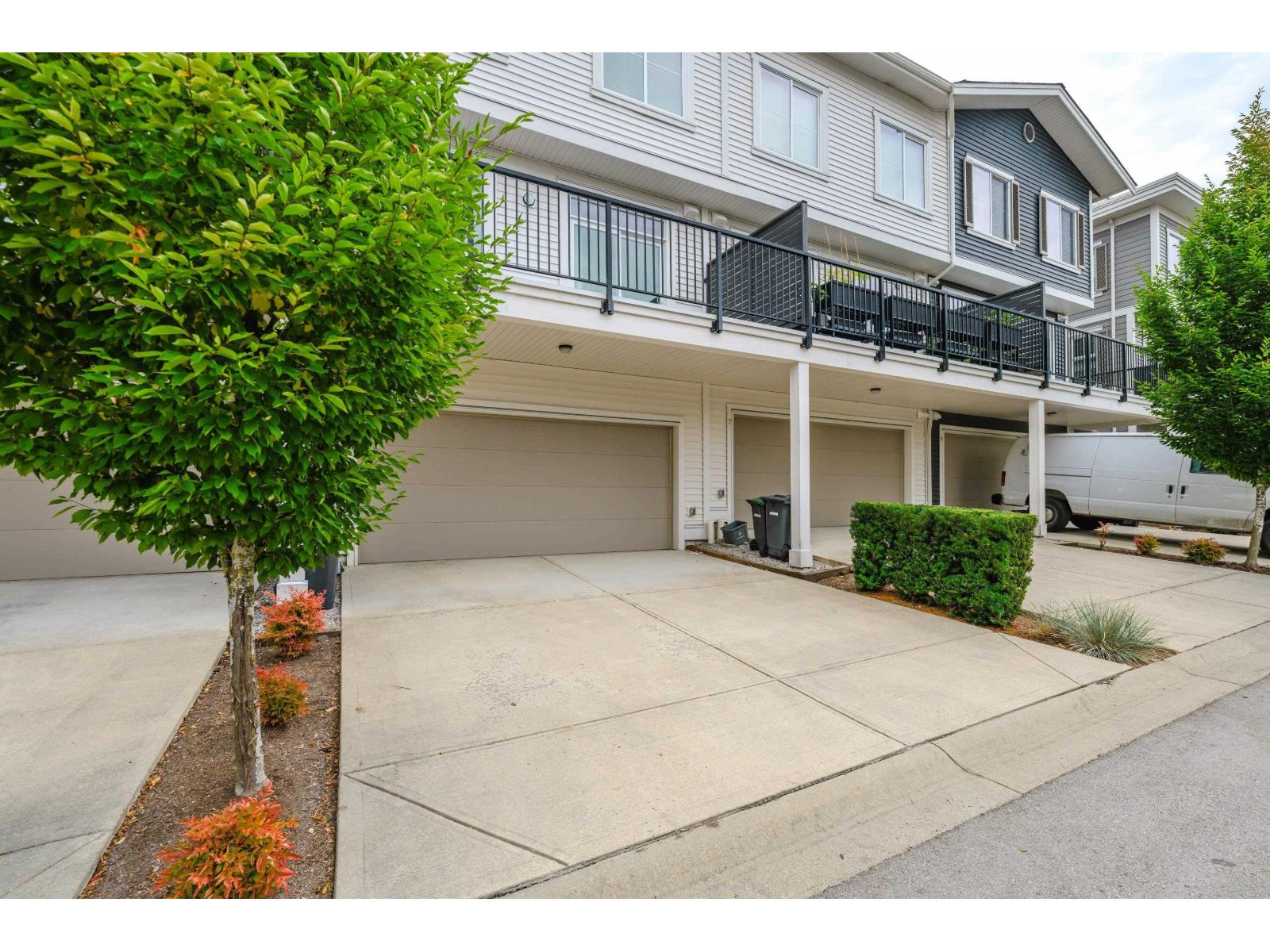 Photo 34 of 6 8371 202 B Street, Langley BC