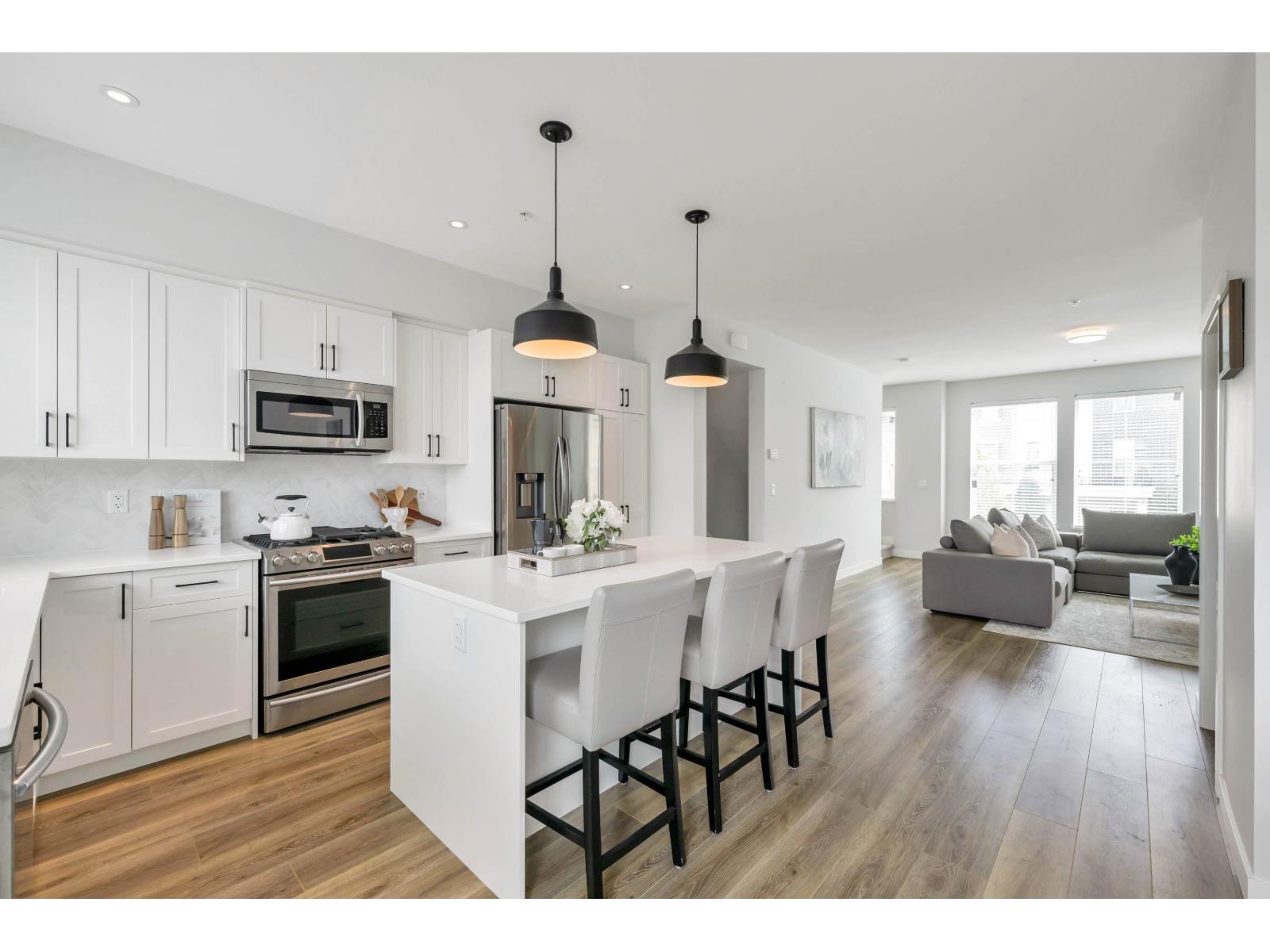 Photo 13 of 6 8371 202 B Street, Langley BC