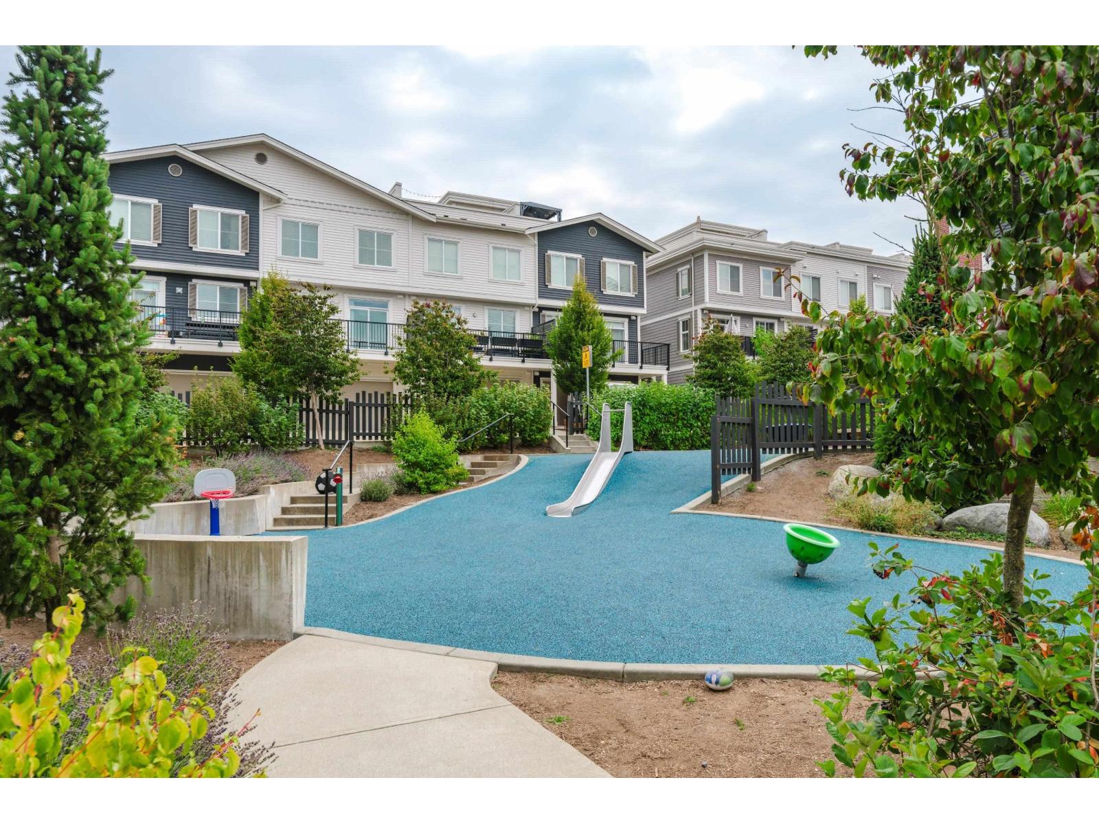 Photo 35 of 6 8371 202 B Street, Langley BC