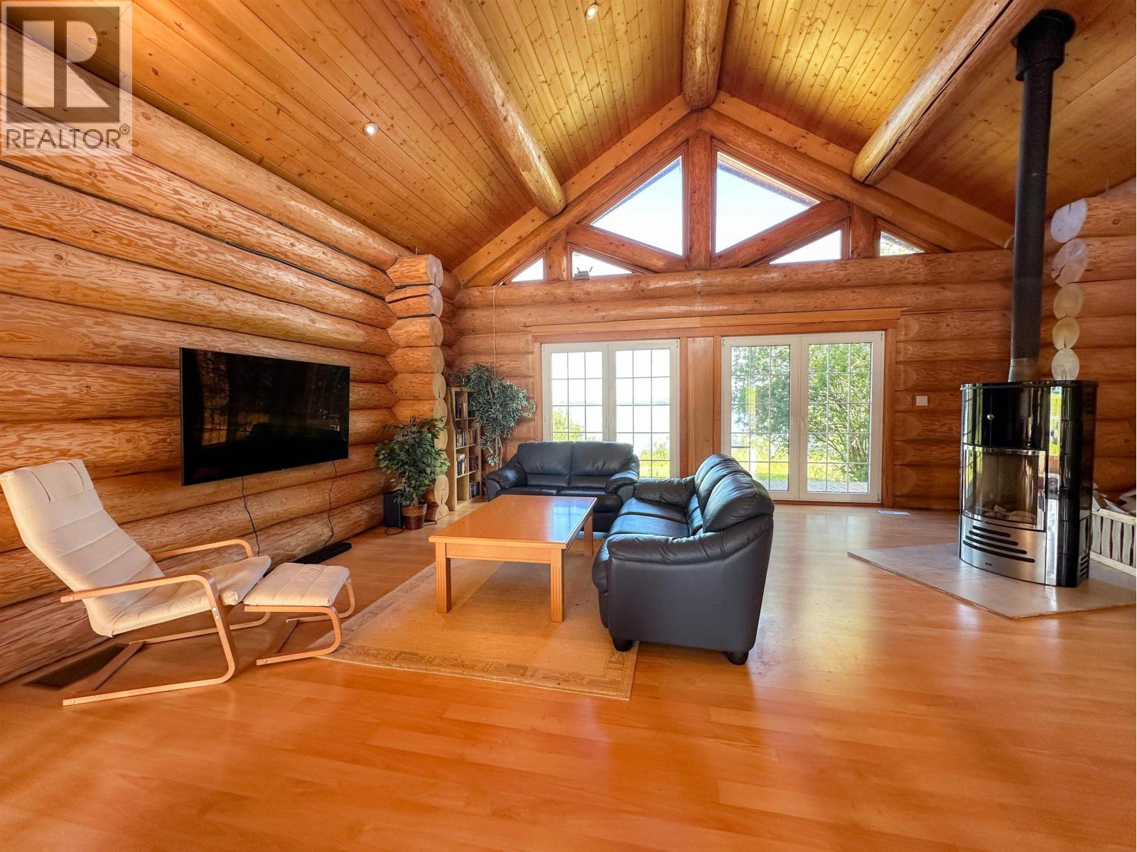 15092 TACHICK LAKE ROAD, Vanderhoof