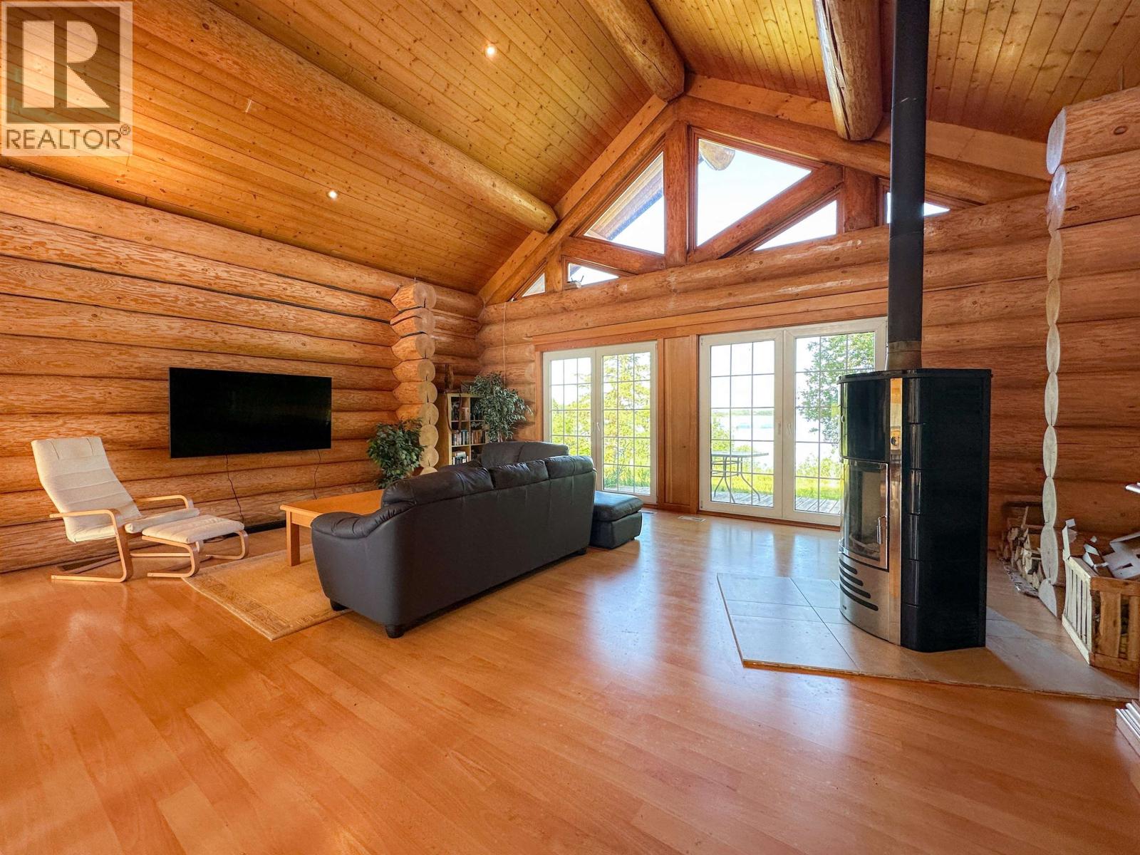 15092 TACHICK LAKE ROAD, Vanderhoof