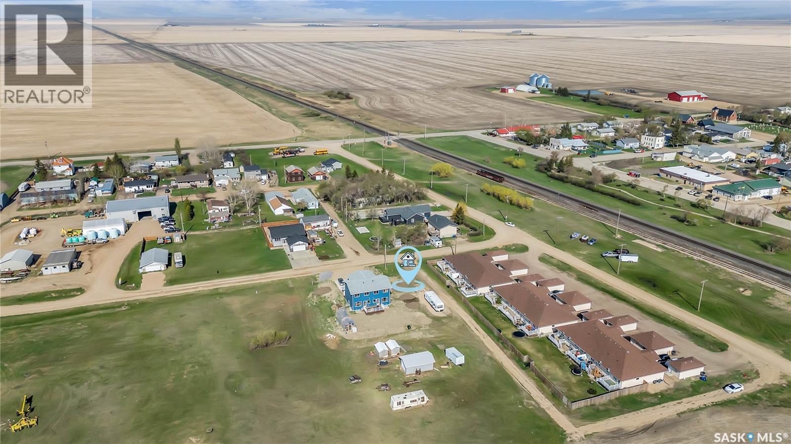 Photo 11 of 403 Elder Street, Pense SK
