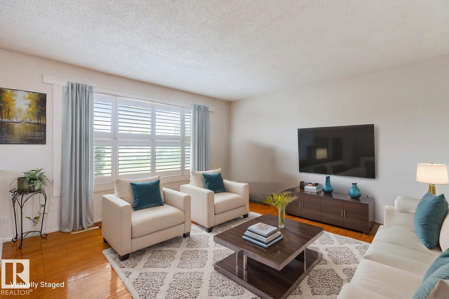 Photo 14 of 11103 34 St Nw, Edmonton AB