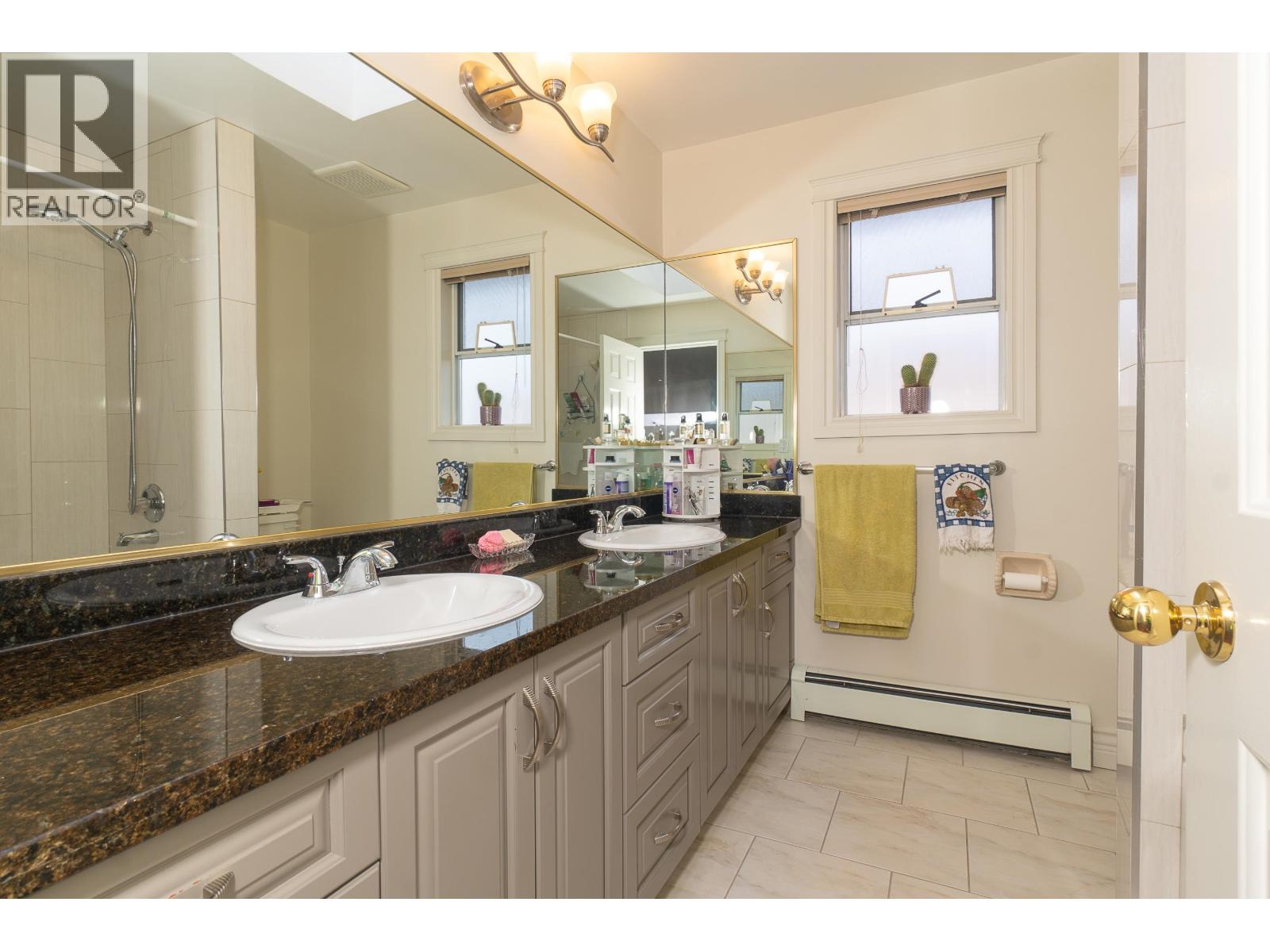 Photo 22 of 6169 Lochdale Street, Burnaby BC