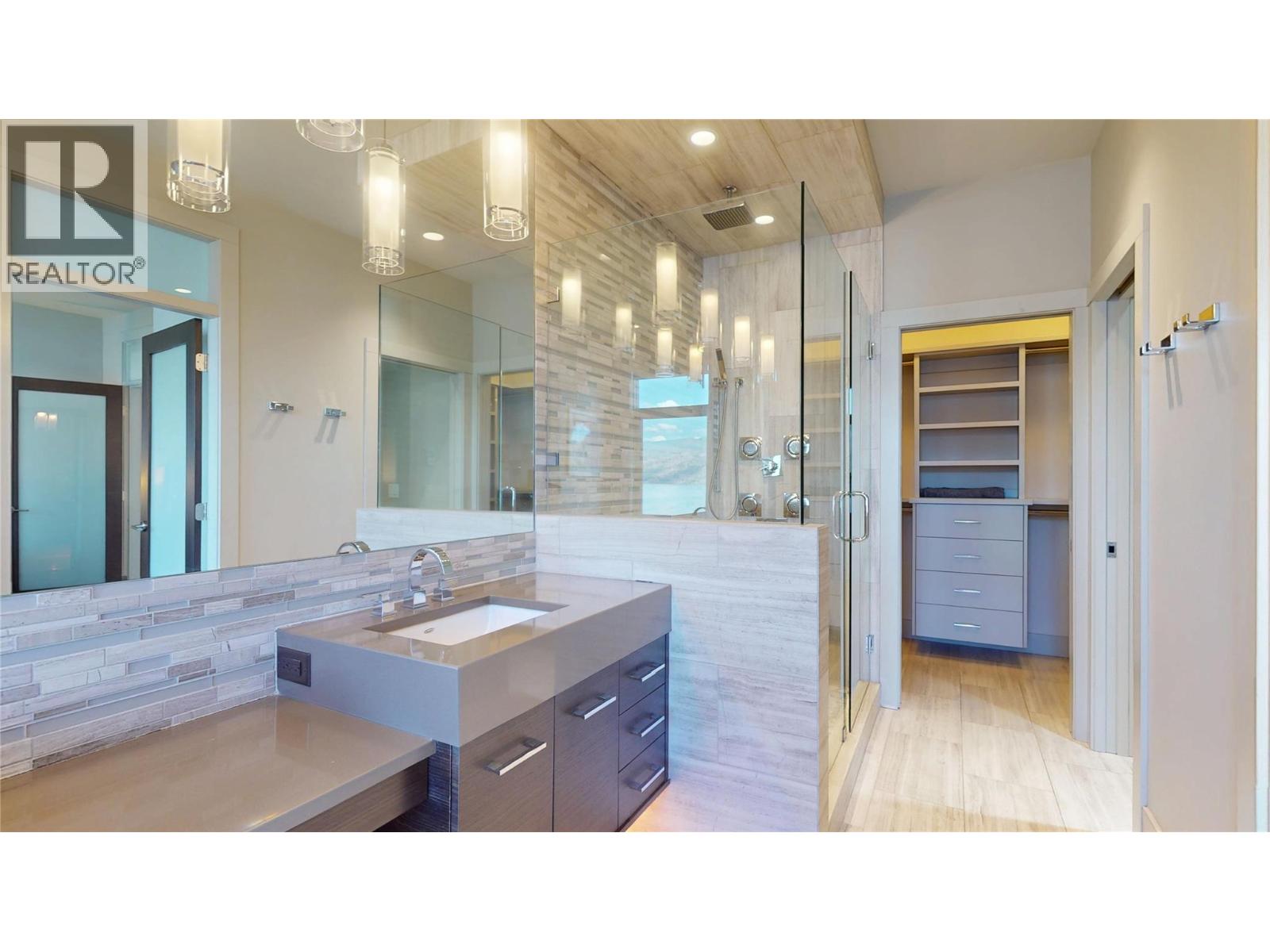 6 5235 Buchanan Road, Peachland