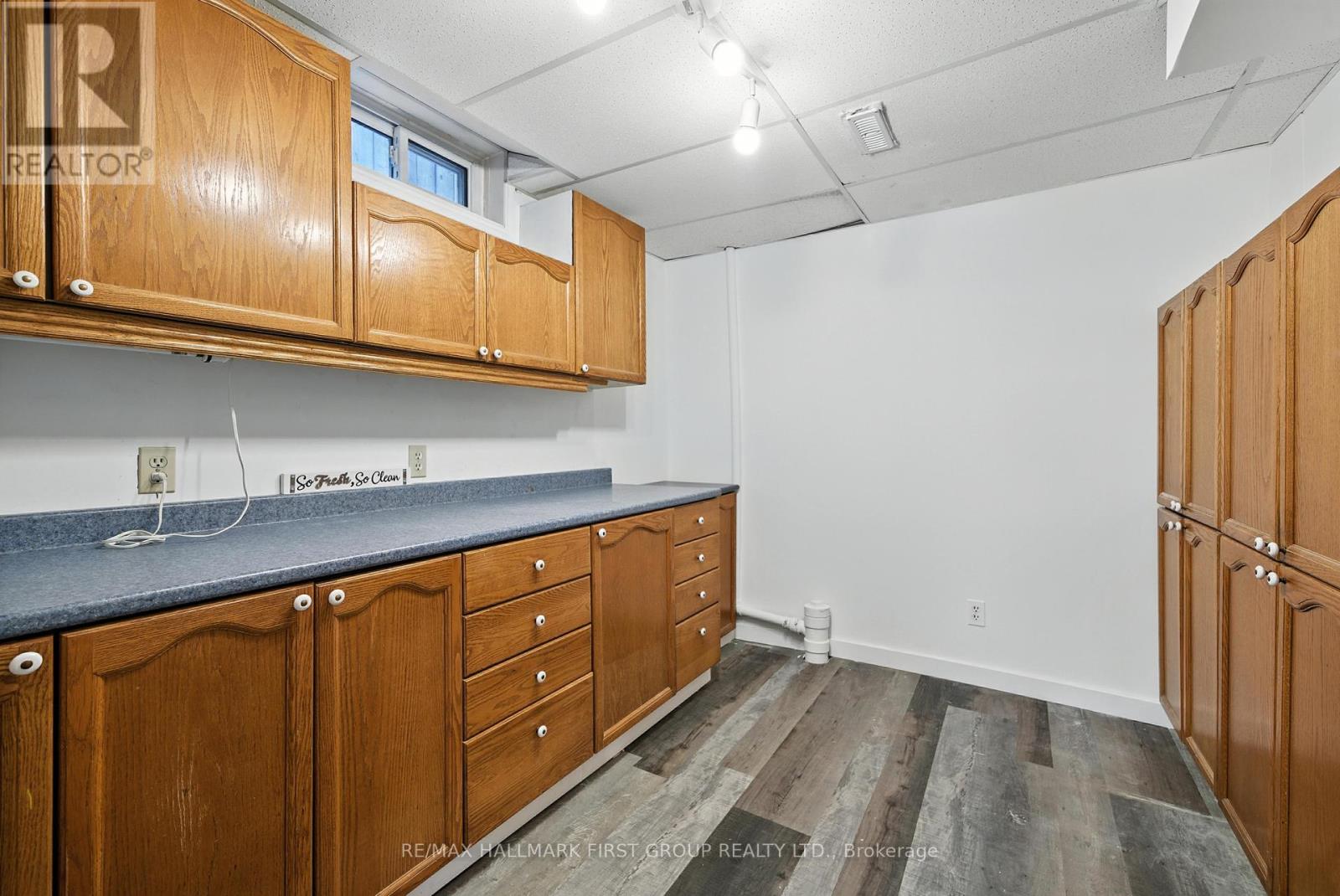 Photo 34 of 1509 Sturgeon Court, Pickering ON