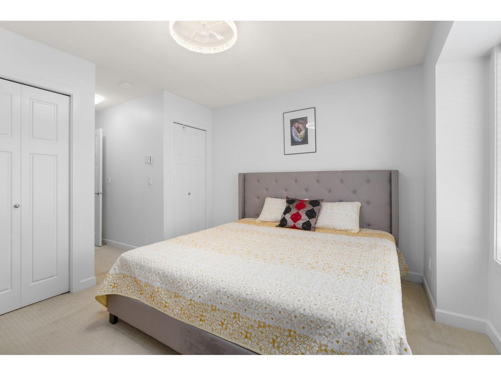 Photo 22 of 4 8713 158 Street, Surrey BC