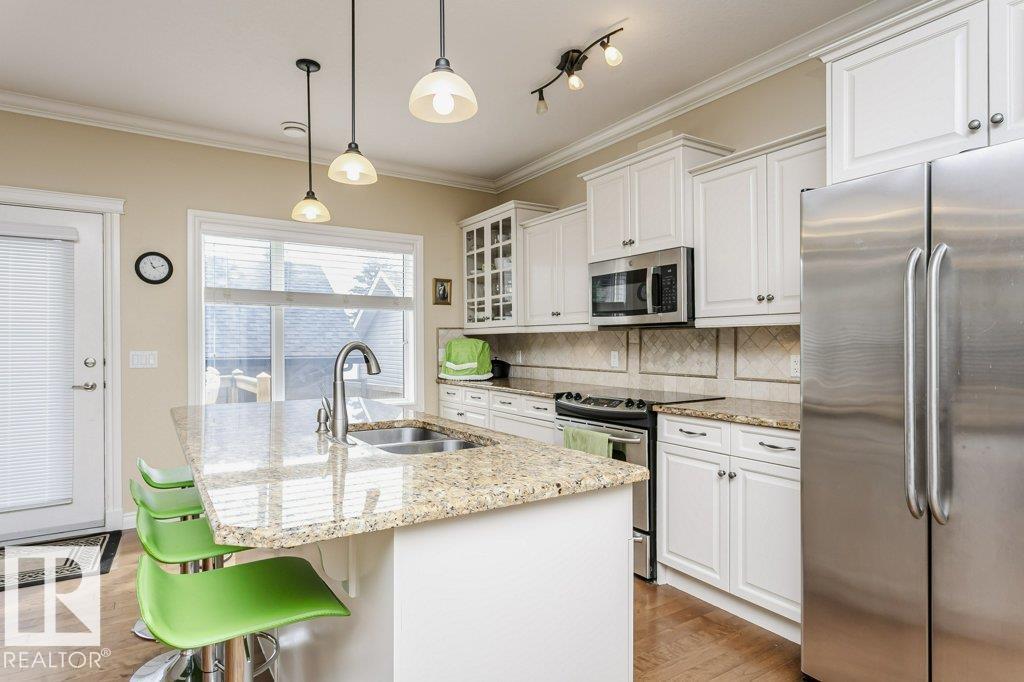 Photo 15 of 10511 76 St Nw, Edmonton AB