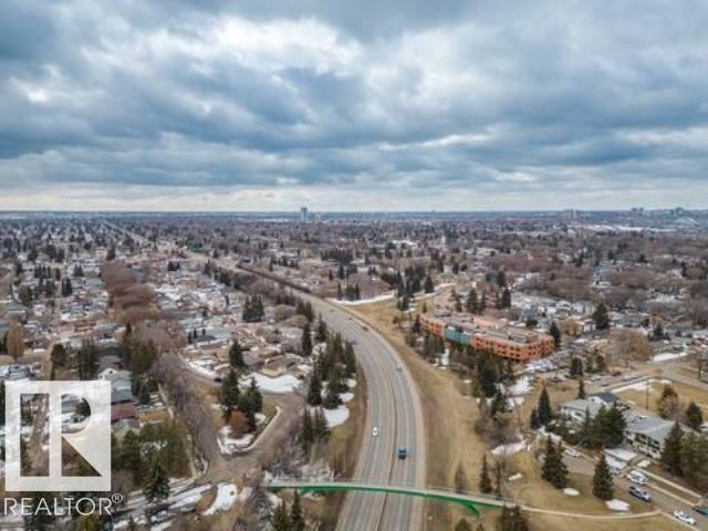 Photo 70 of 10511 76 St Nw, Edmonton AB
