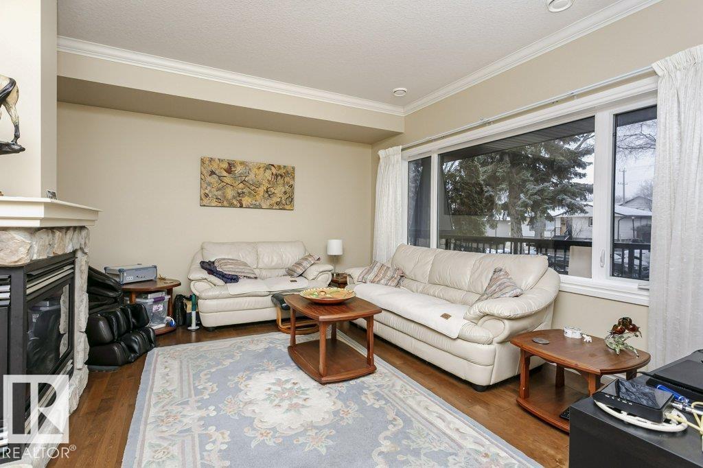 Photo 7 of 10511 76 St Nw, Edmonton AB
