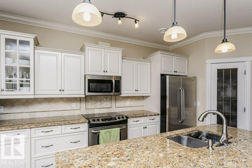 Photo 17 of 10511 76 St Nw, Edmonton AB