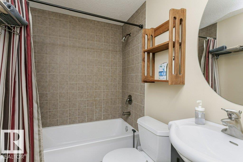 Photo 41 of 10511 76 St Nw, Edmonton AB