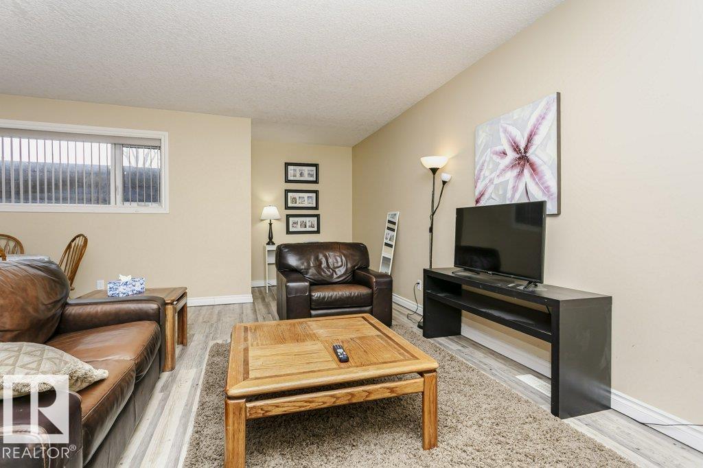 Photo 32 of 10511 76 St Nw, Edmonton AB