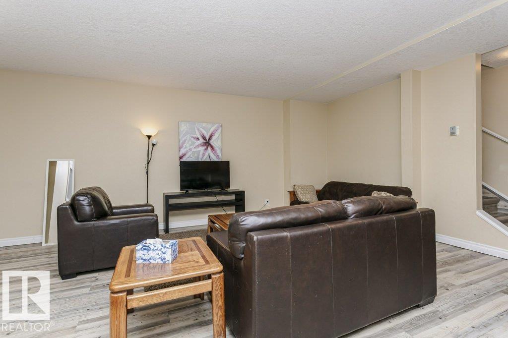 Photo 31 of 10511 76 St Nw, Edmonton AB