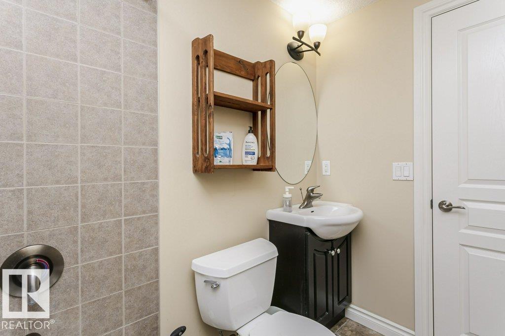 Photo 42 of 10511 76 St Nw, Edmonton AB