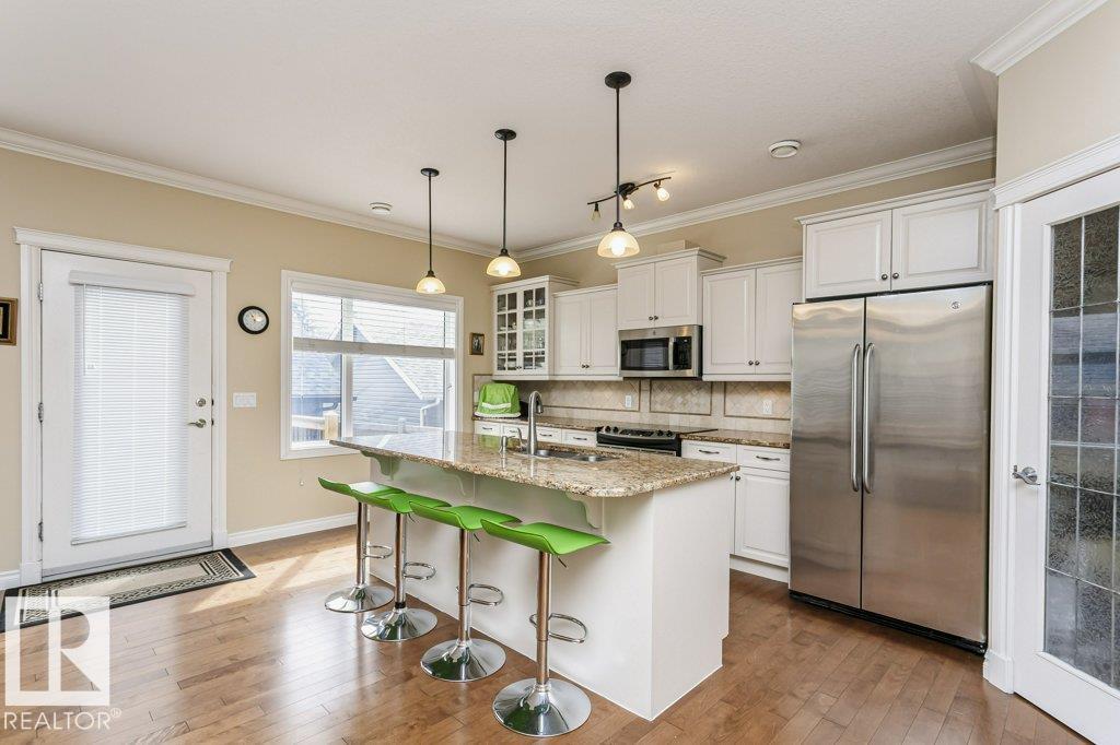 Photo 14 of 10511 76 St Nw, Edmonton AB