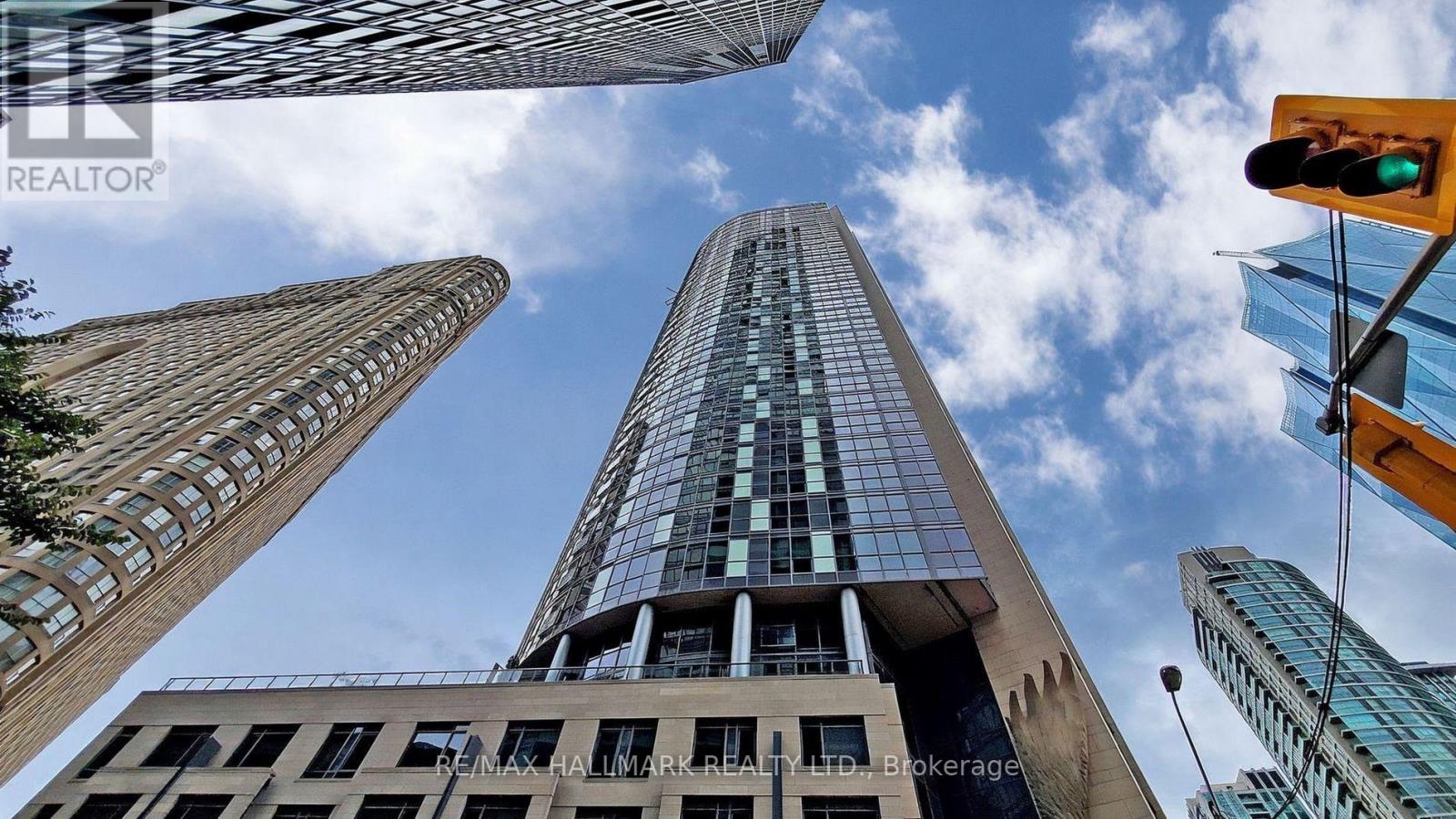 Photo 29 of 2106 1 The Esplanade Drive, Toronto ON