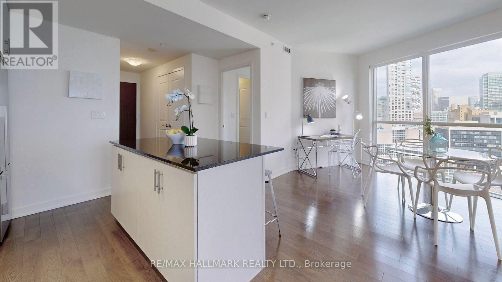 Photo 13 of 2106 1 The Esplanade Drive, Toronto ON