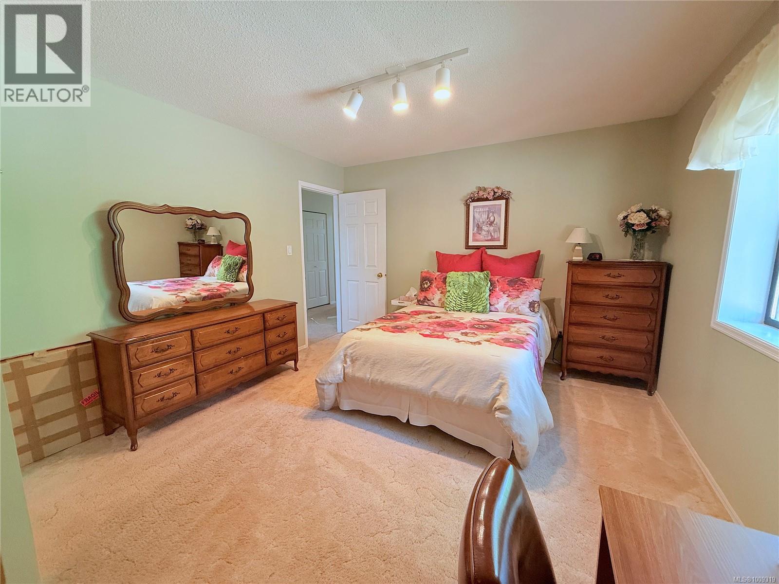 Photo 9 of 330 Cottonwood Dr, Campbell River BC
