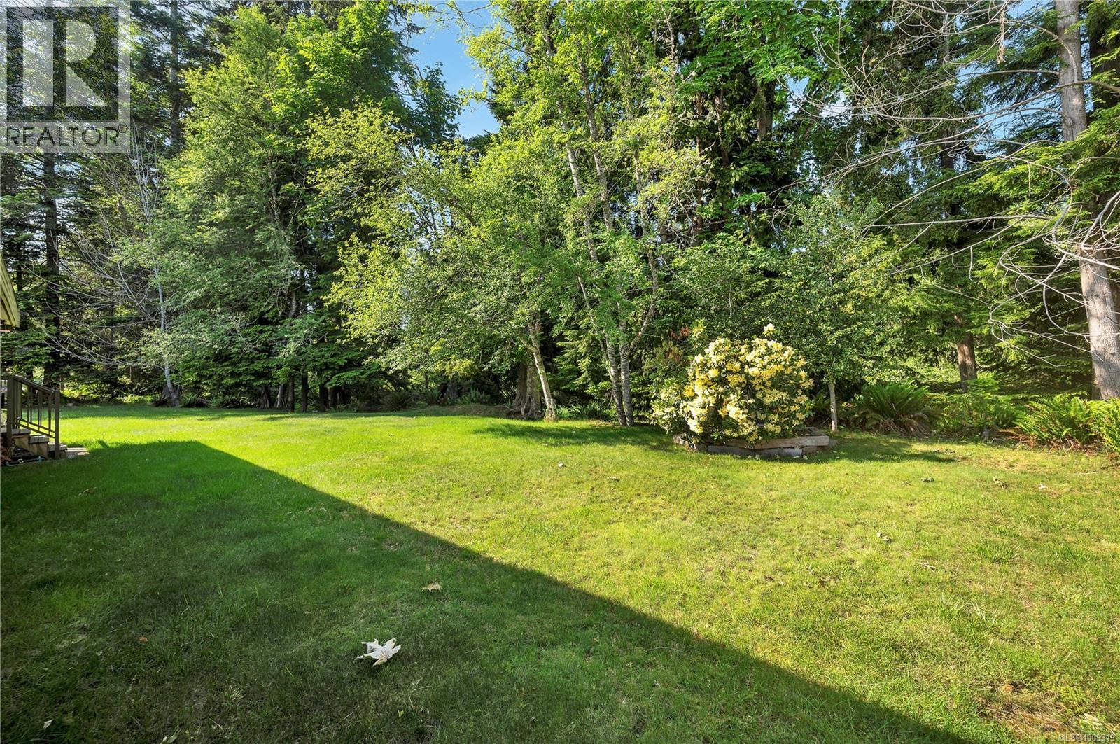 Photo 5 of 330 Cottonwood Dr, Campbell River BC