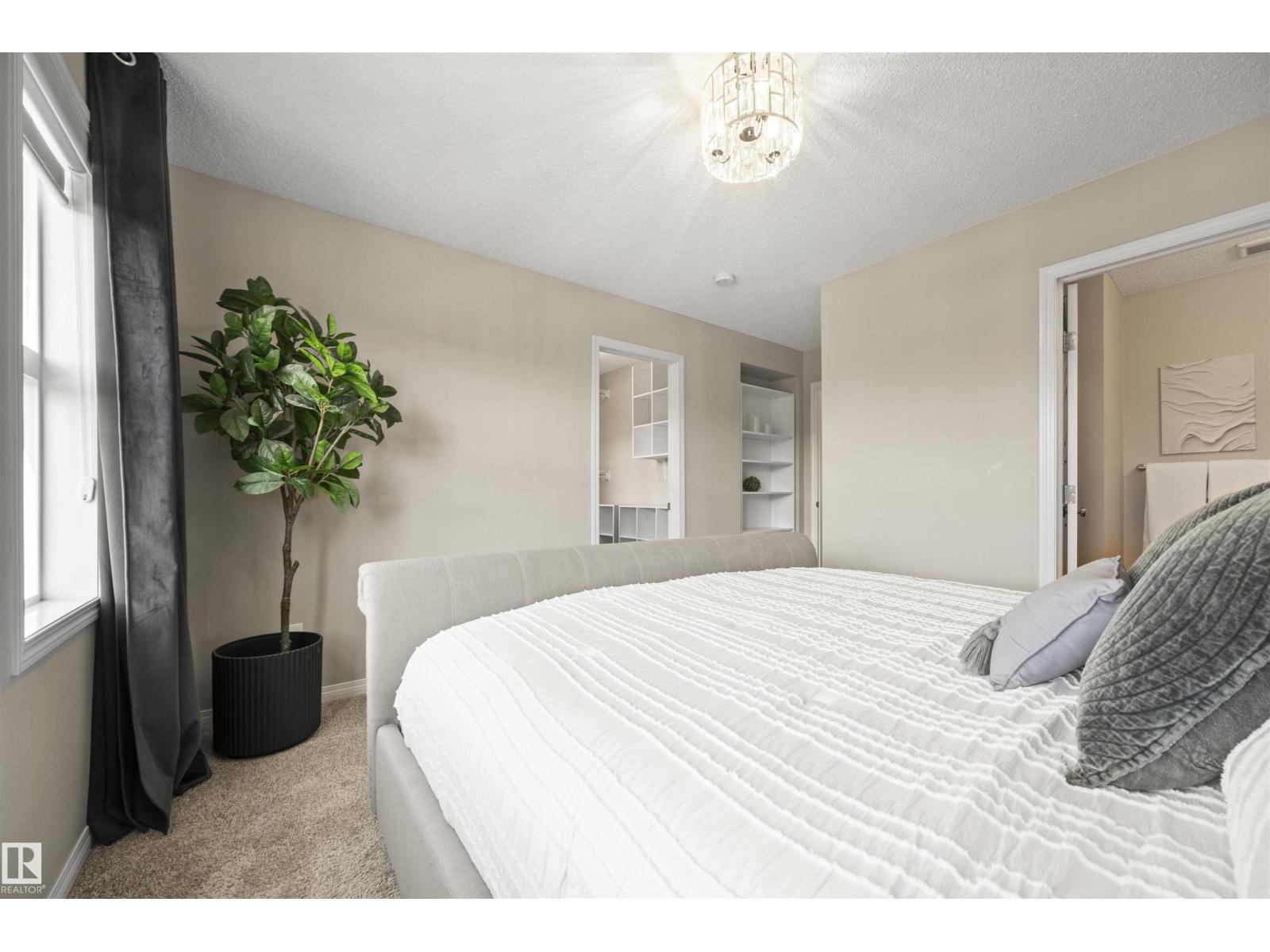 Photo 17 of 8149 Chappelle Wy Sw, Edmonton AB