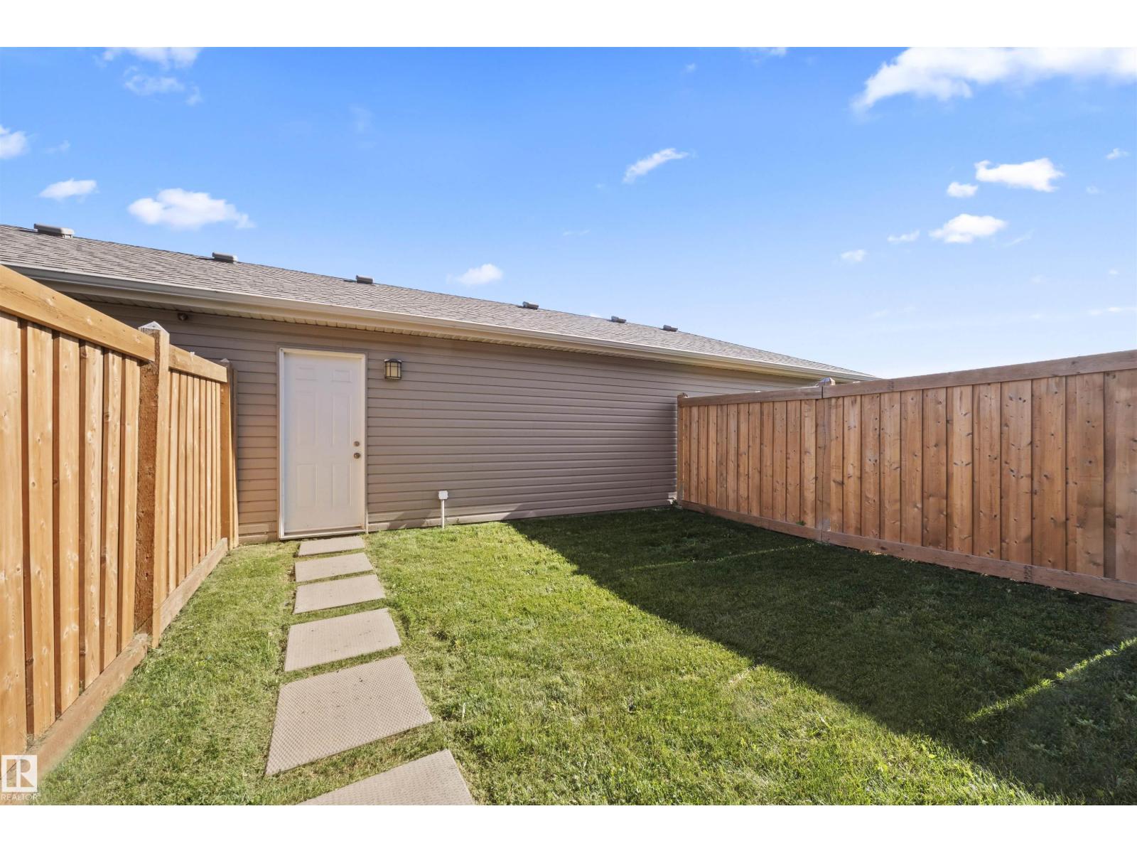 Photo 33 of 8149 Chappelle Wy Sw, Edmonton AB