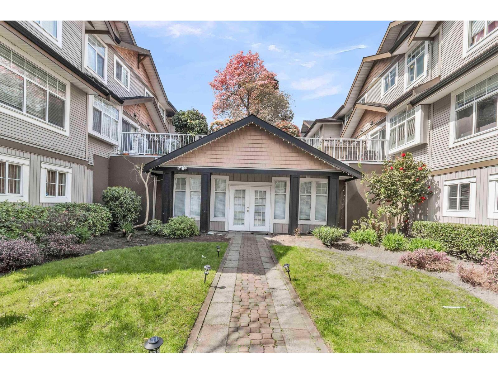Photo 36 of 202 9580 Prince Charles Boulevard, Surrey BC
