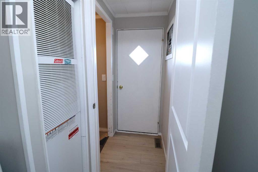 Photo 23 of 60 Spring Haven Road Se, Airdrie AB
